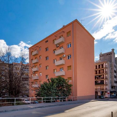 Apartment Hana Риека Экстерьер фото