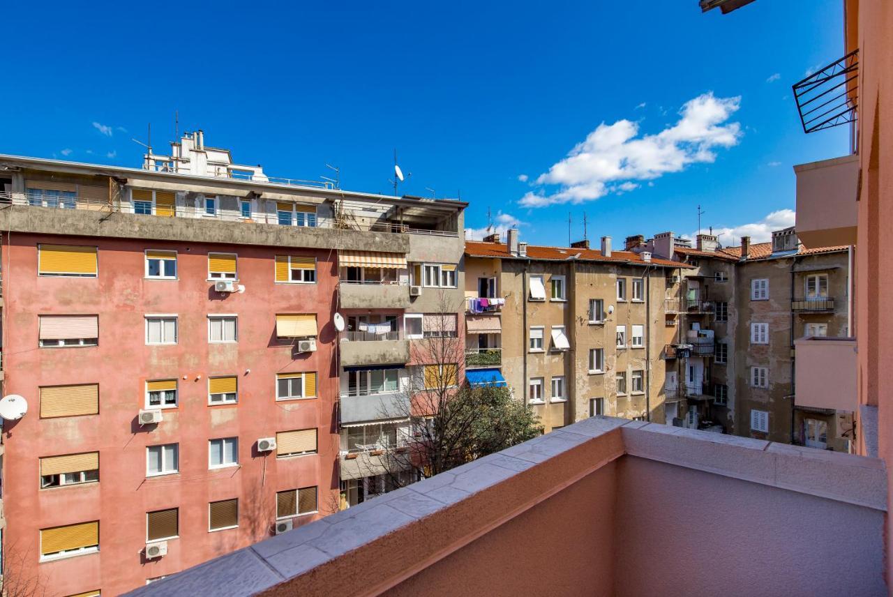 Apartment Hana Риека Экстерьер фото